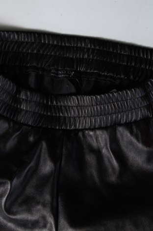 Damen Shorts Blind Date, Größe S, Farbe Schwarz, Preis 5,95 €