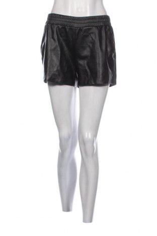 Γυναικείο κοντό παντελόνι Blind Date, Μέγεθος S, Χρώμα Μαύρο, Τιμή 7,05 €