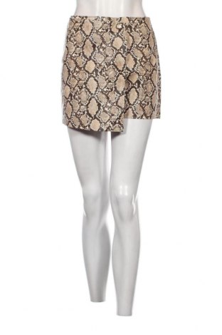 Γυναικείο κοντό παντελόνι Boohoo, Μέγεθος S, Χρώμα Πολύχρωμο, Τιμή 5,83 €