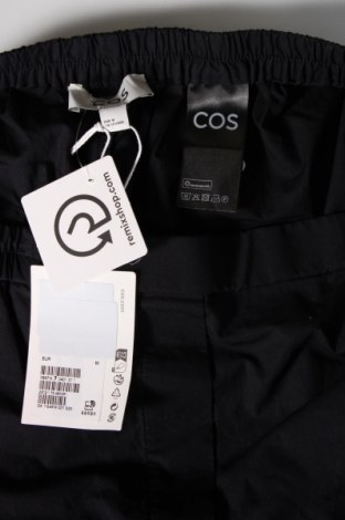Дамски къс панталон COS, Размер M, Цвят Черен, Цена 108,19 лв.