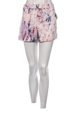 Pantaloni scurți de femei Calvin Klein, Mărime XL, Culoare Multicolor, Preț 227,04 Lei
