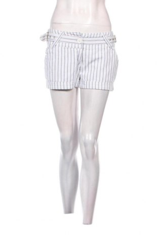 Γυναικείο κοντό παντελόνι Colours Of The World, Μέγεθος M, Χρώμα Λευκό, Τιμή 4,52 €