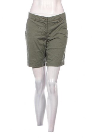 Pantaloni scurți de femei Flash Lights, Mărime M, Culoare Verde, Preț 28,80 Lei