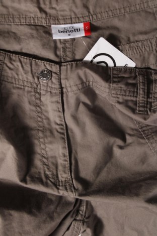 Pantaloni scurți de femei Gina Benotti, Mărime M, Culoare Maro, Preț 49,87 Lei