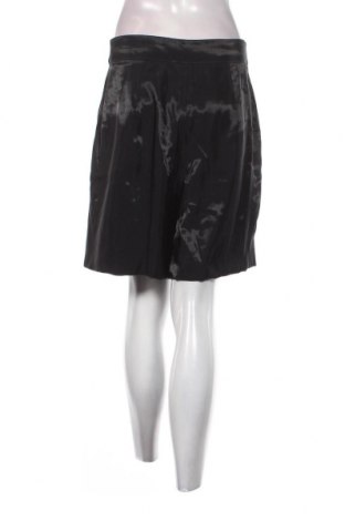 Pantaloni scurți de femei Giorgio Armani, Mărime S, Culoare Negru, Preț 906,58 Lei