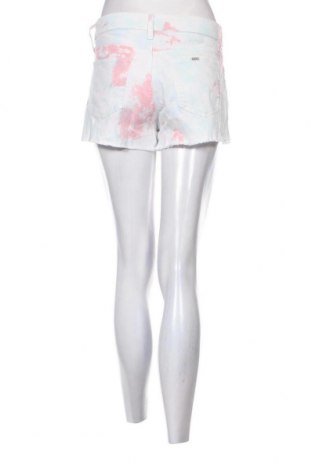 Γυναικείο κοντό παντελόνι Guess, Μέγεθος S, Χρώμα Πολύχρωμο, Τιμή 36,00 €