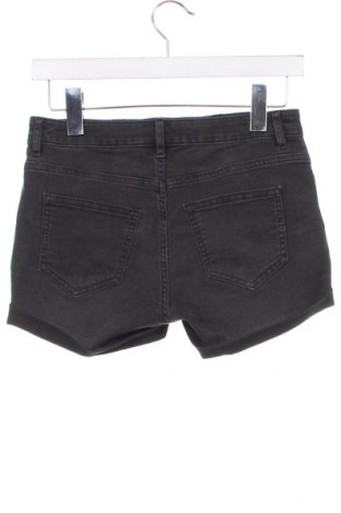 Дамски къс панталон H&M, Размер XS, Цвят Сив, Цена 21,17 лв.