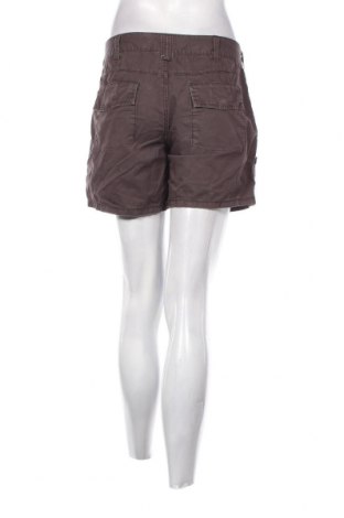 Pantaloni scurți de femei H&M L.O.G.G., Mărime M, Culoare Gri, Preț 24,72 Lei