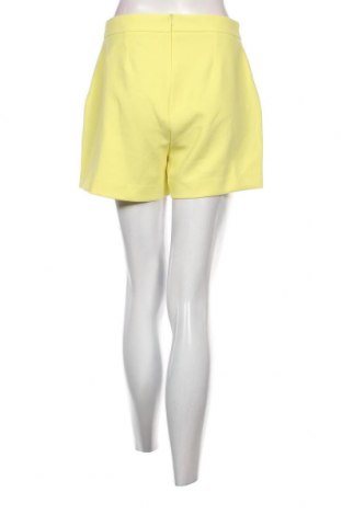 Pantaloni scurți de femei Karen Millen, Mărime M, Culoare Galben, Preț 625,00 Lei