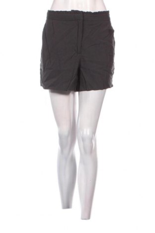 Дамски къс панталон Kiabi, Размер XL, Цвят Сив, Цена 9,38 лв.