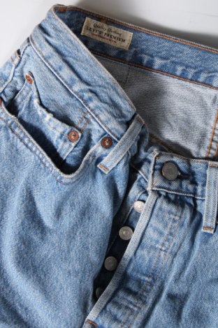 Pantaloni scurți de femei Levi's, Mărime M, Culoare Albastru, Preț 114,71 Lei
