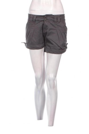 Damen Shorts Madonna, Größe S, Farbe Grau, Preis 4,33 €
