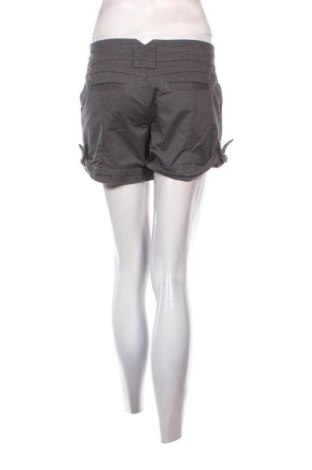 Damen Shorts Madonna, Größe S, Farbe Grau, Preis 4,91 €
