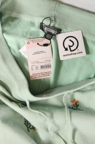 Damen Shorts Missguided, Größe L, Farbe Grün, Preis 15,98 €