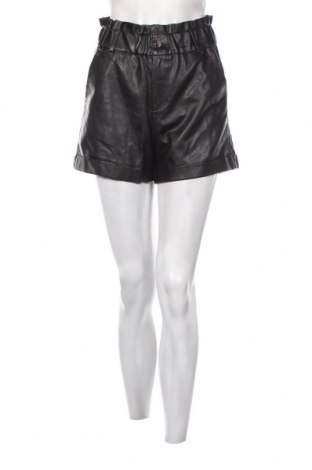 Γυναικείο κοντό παντελόνι Mochy, Μέγεθος S, Χρώμα Μαύρο, Τιμή 5,83 €