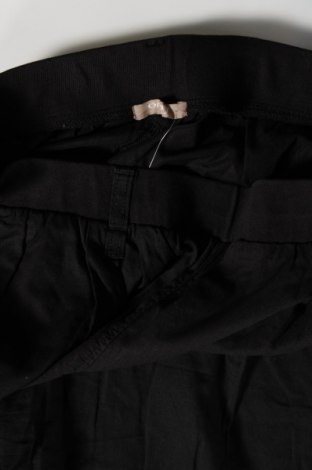Dámské kraťasy  Orsay, Velikost M, Barva Černá, Cena  434,00 Kč