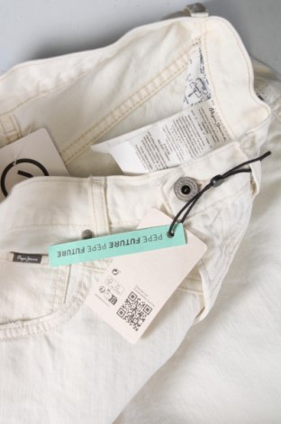 Дамски къс панталон Pepe Jeans, Размер XS, Цвят Бял, Цена 45,45 лв.