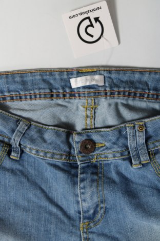 Дамски къс панталон Promod, Размер XL, Цвят Син, Цена 34,00 лв.