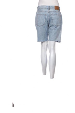 Γυναικείο κοντό παντελόνι Pull&Bear, Μέγεθος M, Χρώμα Μπλέ, Τιμή 10,00 €