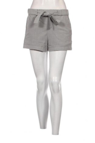 Damen Shorts Pull&Bear, Größe S, Farbe Grau, Preis € 9,79