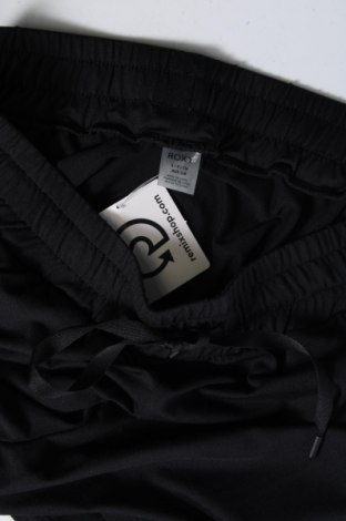 Γυναικείο κοντό παντελόνι Roxy, Μέγεθος S, Χρώμα Μαύρο, Τιμή 39,69 €