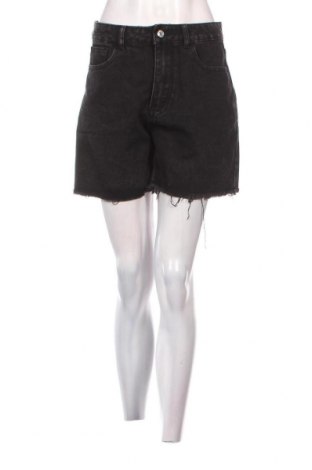 Дамски къс панталон SHEIN, Размер M, Цвят Черен, Цена 19,04 лв.