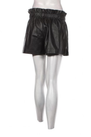 Pantaloni scurți de femei Tally Weijl, Mărime M, Culoare Negru, Preț 62,50 Lei