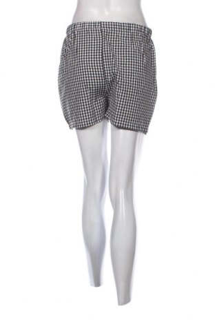 Γυναικείο κοντό παντελόνι Trendyol, Μέγεθος S, Χρώμα Πολύχρωμο, Τιμή 5,95 €