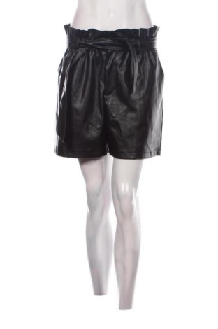 Γυναικείο κοντό παντελόνι Vero Moda, Μέγεθος M, Χρώμα Μαύρο, Τιμή 7,42 €