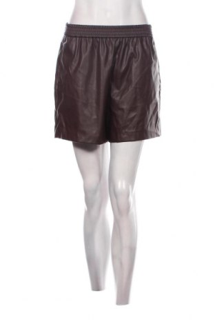Γυναικείο κοντό παντελόνι Vero Moda, Μέγεθος M, Χρώμα Καφέ, Τιμή 7,42 €