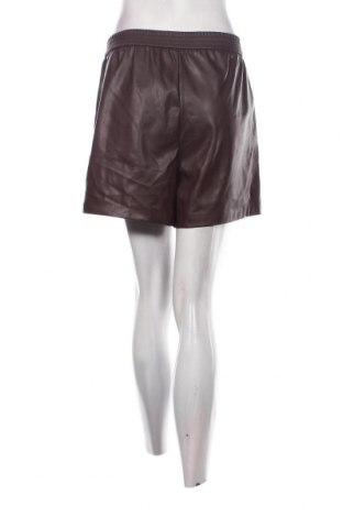 Pantaloni scurți de femei Vero Moda, Mărime M, Culoare Maro, Preț 29,61 Lei