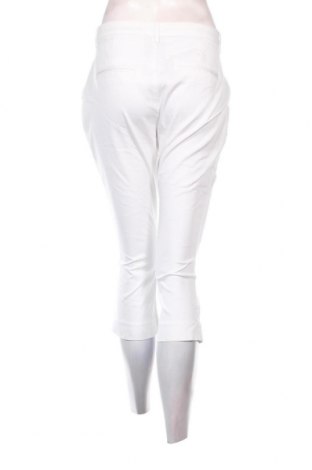 Pantaloni scurți de femei Yessica, Mărime M, Culoare Alb, Preț 24,90 Lei