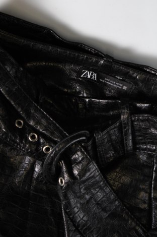 Γυναικείο κοντό παντελόνι Zara, Μέγεθος S, Χρώμα Μαύρο, Τιμή 12,37 €