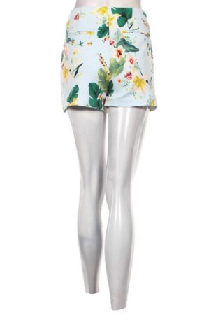 Дамски къс панталон Zara, Размер S, Цвят Многоцветен, Цена 30,00 лв.
