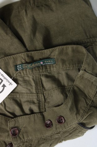 Дамски къс панталон Zara Trafaluc, Размер XS, Цвят Зелен, Цена 9,00 лв.
