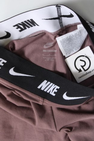 Дамски клин Nike, Размер S, Цвят Кафяв, Цена 77,00 лв.