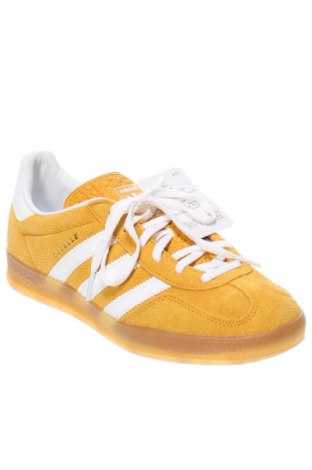 Дамски обувки Adidas Originals, Размер 40, Цвят Жълт, Цена 240,35 лв.