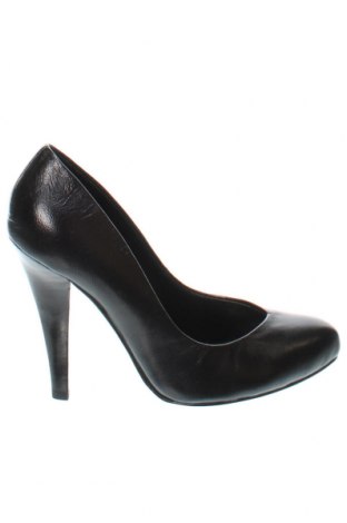 Дамски обувки Alesya, Размер 35, Цвят Черен, Цена 62,43 лв.