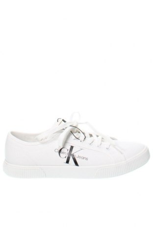 Дамски обувки Calvin Klein, Размер 41, Цвят Бял, Цена 130,80 лв.