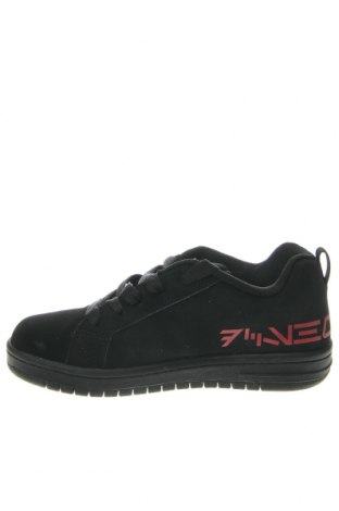 Дамски обувки DC Shoes, Размер 38, Цвят Черен, Цена 88,98 лв.