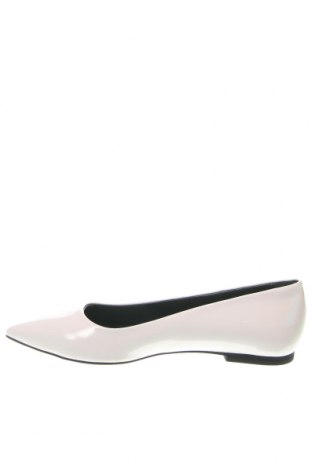 Дамски обувки Love Moschino, Размер 39, Цвят Бял, Цена 233,35 лв.
