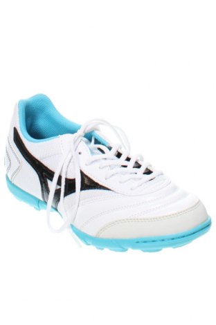 Дамски обувки Mizuno, Размер 38, Цвят Бял, Цена 182,70 лв.
