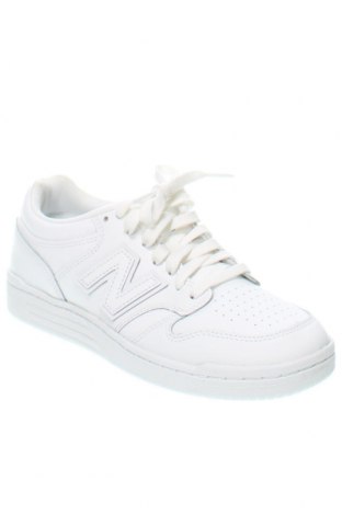Дамски обувки New Balance, Размер 39, Цвят Бял, Цена 203,00 лв.
