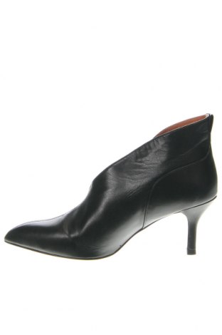 Dámské boty  Shoe The Bear, Velikost 40, Barva Černá, Cena  1 618,00 Kč