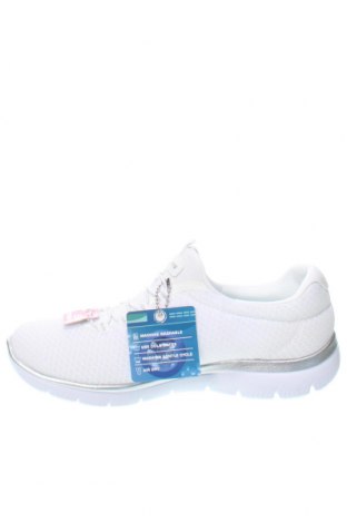 Дамски обувки Skechers, Размер 37, Цвят Бял, Цена 108,00 лв.