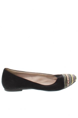 Дамски обувки Tamaris, Размер 38, Цвят Черен, Цена 26,40 лв.
