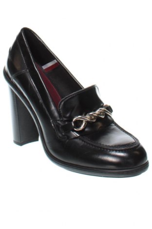 Дамски обувки Tommy Hilfiger, Размер 41, Цвят Черен, Цена 73,80 лв.