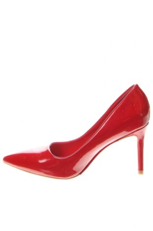 Дамски обувки Vices, Размер 37, Цвят Червен, Цена 54,74 лв.