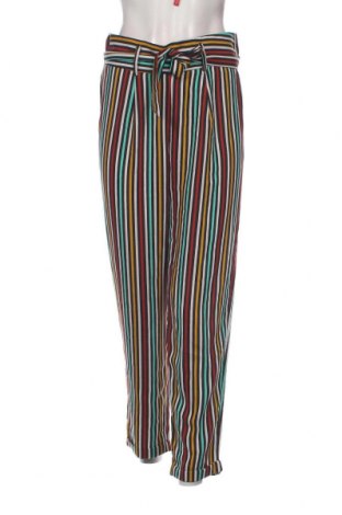 Pantaloni de femei, Mărime M, Culoare Multicolor, Preț 62,19 Lei