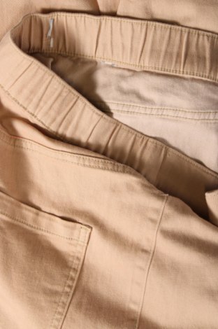 Дамски панталон, Размер L, Цвят Екрю, Цена 6,67 лв.